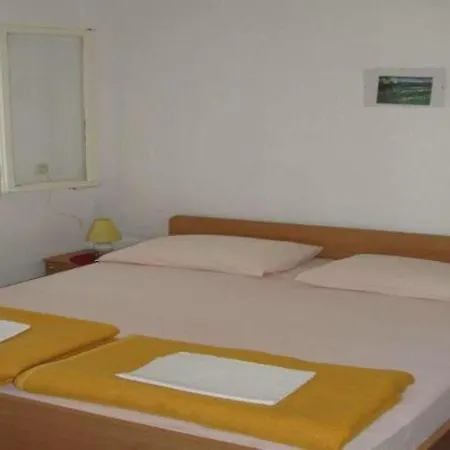 Pinija - Basic Two Bedroom With Terraces A1 - St Apartmán Supetar
