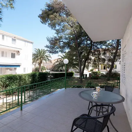 Apartmán Pinija - Basic Two Bedroom With Terraces A1 - St *